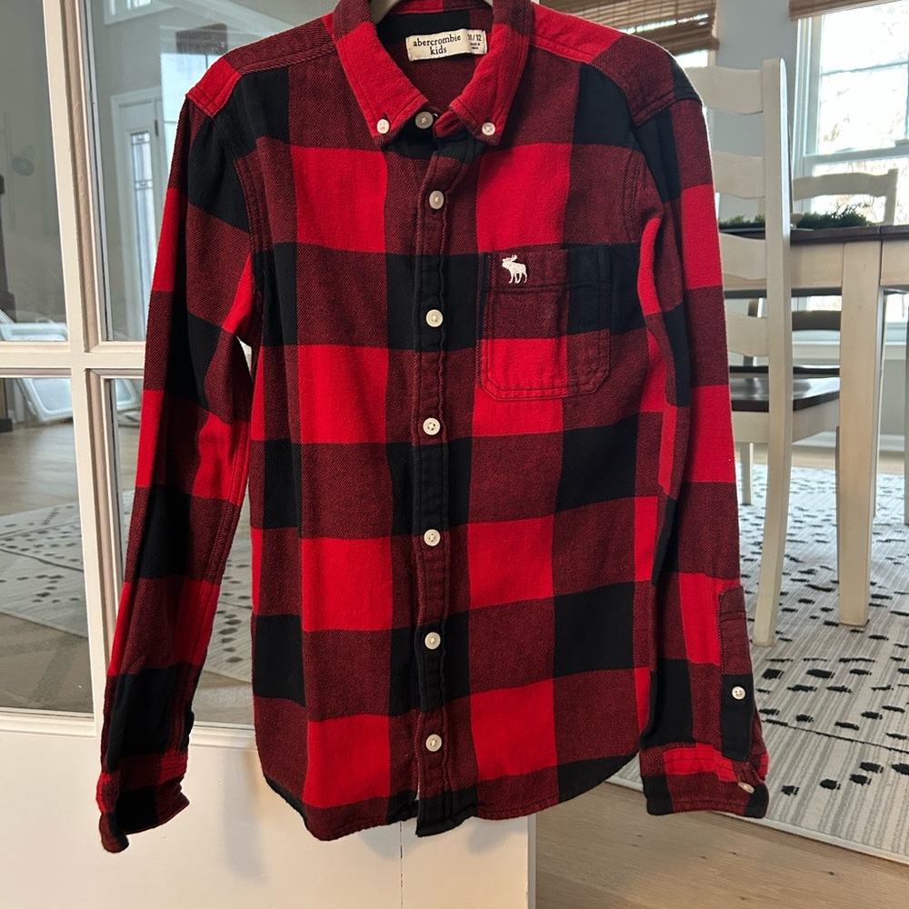 Abercrombie Kids Red and Black Flannel Plaid Shirt Size 11/12